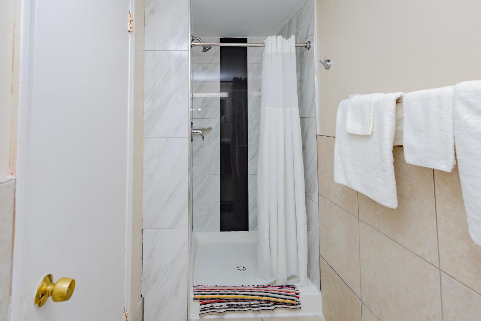 Budget Inn Columbus Lockbourne Extérieur photo